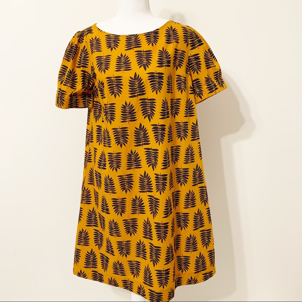 Ann Taylor short puff sleeve pullover A-line dress